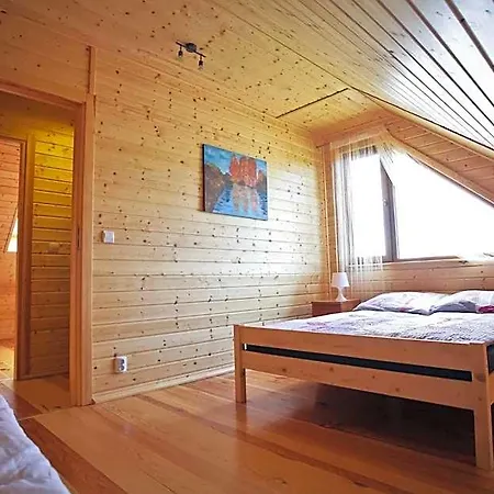 Lodge Zlote